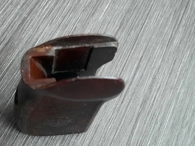 Бакелитовая рукоятка ПМ (редкая, оригинал) 1953 года с вырезом под ЗЗ