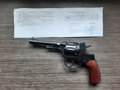 Охолощенный СХП револьвер Наган СО-95/9 (ТОЗ, 9 ИМ) 1936 года (звезда), Б/У, отличное состояние