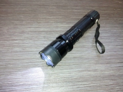 Фонарь электрошокер POLICE 1101