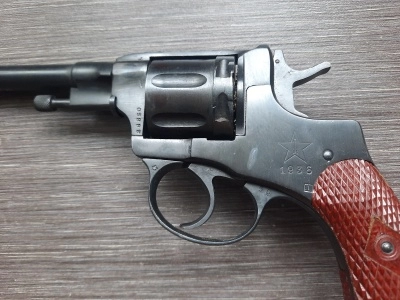 Охолощенный СХП револьвер Наган СО-95/9 (ТОЗ, 9 ИМ) 1936 года (звезда), Б/У, отличное состояние