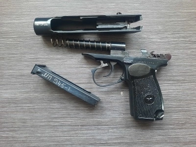 Охолощенный пистолет Макарова, ПМ-СО/24, (очень редкий год - 1949 год), прямая рамка, "ушастая" фигурная скоба