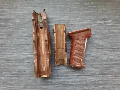 Тюнинг комплект для АК-74 (деревянное цевье и накладка, текстолитовая рукоять)