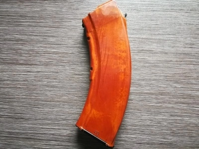 Бакелитовый магазин АК. (7,62х39, 30 патронов). Бакелитовый магазин АК. (7,62х39, 30 патронов).