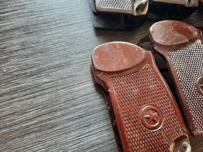 Бакелитовая рукоятка ПМ (б/у) оригинал СССР