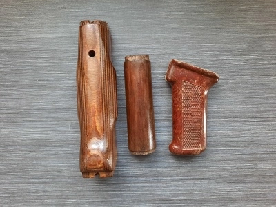 Тюнинг комплект для АК-74 (деревянное цевье и накладка, текстолитовая рукоять)