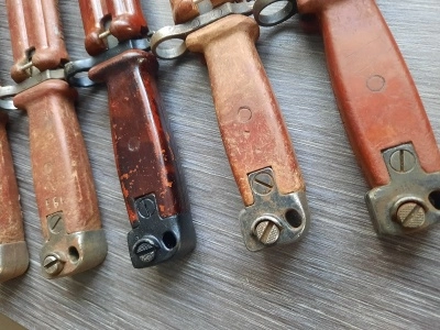 Штык-нож с ухом без пропила к АК-74 (бакелит), ШНС-001 (6х4) 2 категория