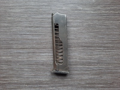 Магазин пистолета Макарова ПМ 1949 год с полкой для задержки, оригинал СССР