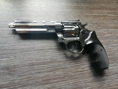 Сигнальный револьвер мод. Таурус - S 4.5 KURS кал. 5.5 мм. под патрон 10 ТК, хром