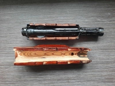 Комплект АК (газовая трубка с накладкой и цевьем дерево), оригинал, новый.