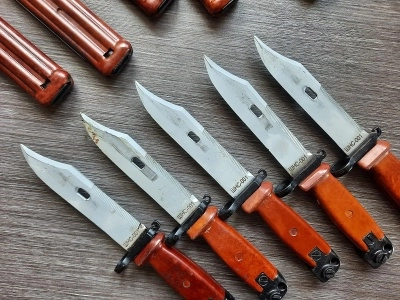 Штык-нож с ухом без пропила к АК-74 (бакелит), ШНС-001 (6х4) 1 категория