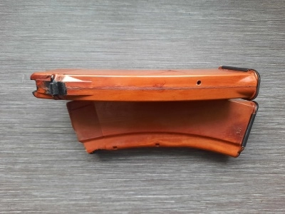 Бакелитовый магазин АК (рыжий). (5,45х39, 30 патронов,).