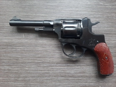 Охолощенный СХП револьвер Наган СО-95/9 (ТОЗ, 9 ИМ) 1936 года (звезда), Б/У, отличное состояние
