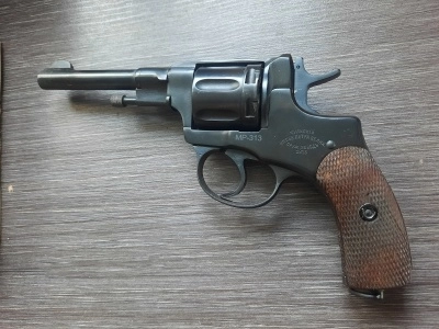 Сигнальный револьвер Наган 1915, 1917 год (Императорский, МР-313) капсюль Жевело 5,6 мм