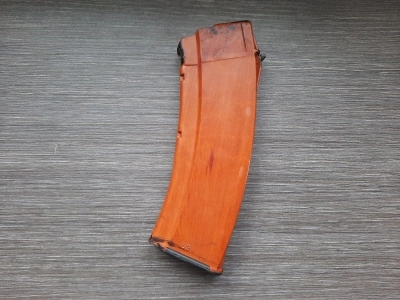 Бакелитовый магазин АК (рыжий). (5,45х39, 30 патронов,).