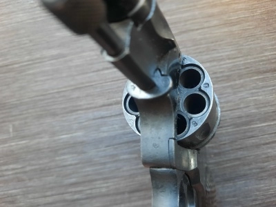 Охолощенный револьвер СХ-НАГАН ИЖ-172 1945 года. (старый деактив) Б/У