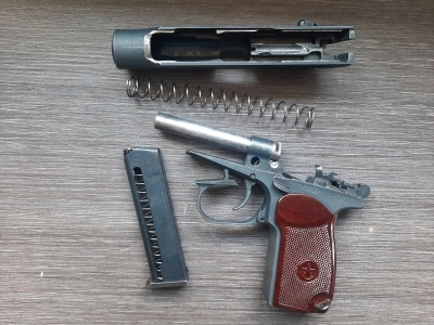 Охолощенный пистолет Макарова П-М18Х (10х24) бакелитовая рукоять (б/у)