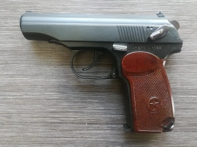 Охолощенный пистолет Макарова, ПМ-СО/24 под патрон 10х24 (1953 год), прямая рамка, "ушастая" фигурная скоба