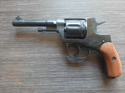 Сигнальный револьвер Наган 1917 год (Императорский, МР-313) капсюль Жевело 5,6 мм