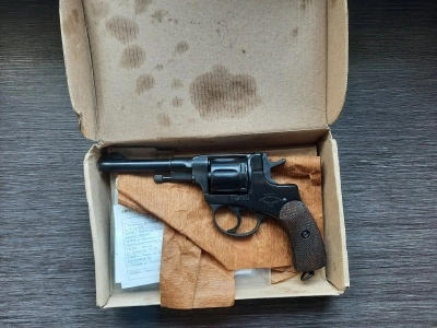 Сигнальный револьвер Наган 1915, 1917 год (Императорский, МР-313) капсюль Жевело 5,6 мм