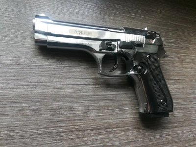 Сигнальный пистолет мод. B92-S KURS (Беретта) кал. 5.5 мм. под патрон 10 ТК, хром Сигнальный пистолет мод. B92-S KURS (Беретта) кал. 5.5 мм. под патрон 10 ТК, хром